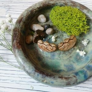 scalloped peach crystal gold vintage stud earrings